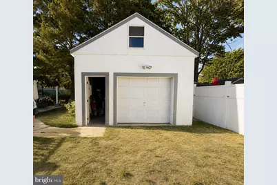 22 W Oak Street W, Millville, NJ 08332 - Photo 18