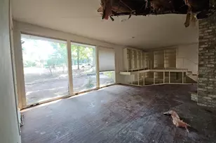 10 Oak Dr, Bridgeton, NJ 08302 - Photo 2