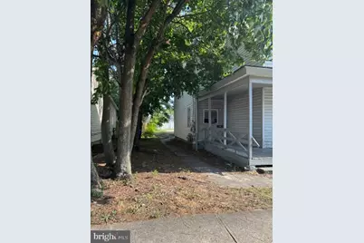 21 W Foundry Street, Millville, NJ 08332 - Photo 6