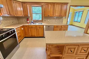 2446 Clover Ln, Millville, NJ 08332 - Photo 10