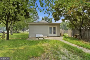 200 W Buckshutem Rd, Millville, NJ 08332 - Photo 16