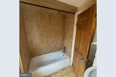 215 W McNeal Street W, Millville, NJ 08332 - Photo 10