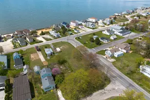 202 Pennsylvania Ave, Fortescue, NJ 08321 - Photo 1