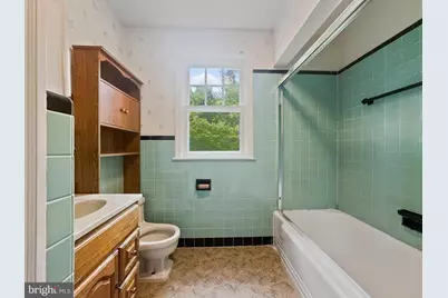 327 W Park Drive, Bridgeton, NJ 08302 - Photo 28
