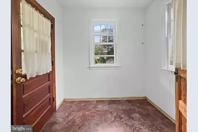 327 W Park Drive, Bridgeton, NJ 08302 - Photo 8