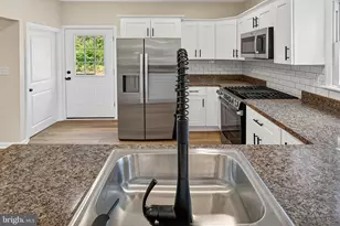 303 N 9th St, Millville, NJ 08332 - Photo 20