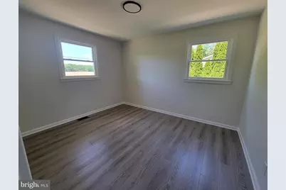 8202 W Buckshutem Road W, Millville, NJ 08332 - Photo 18