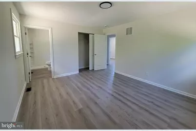 8202 W Buckshutem Road W, Millville, NJ 08332 - Photo 20