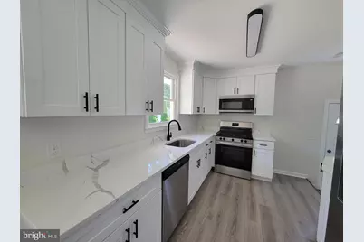8202 W Buckshutem Road W, Millville, NJ 08332 - Photo 10