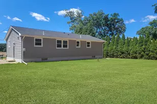 8202 W Buckshutem Road W, Millville, NJ 08332 - Photo 4