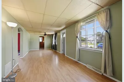 809 E Oak Street E, Millville, NJ 08332 - Photo 10