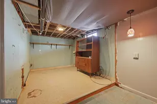 809 E Oak Street E, Millville, NJ 08332 - Photo 28