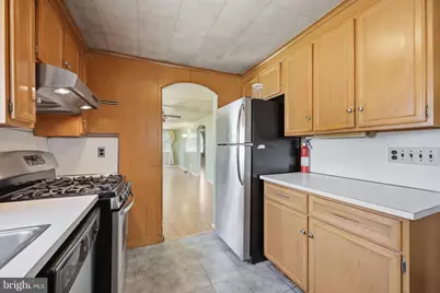 809 E Oak Street E, Millville, NJ 08332 - Photo 12