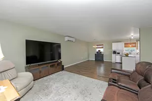 2109 Berkeley Dr, Vineland, NJ 08361 - Photo 10