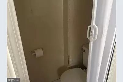 306 W Main Street W, Millville, NJ 08332 - Photo 6