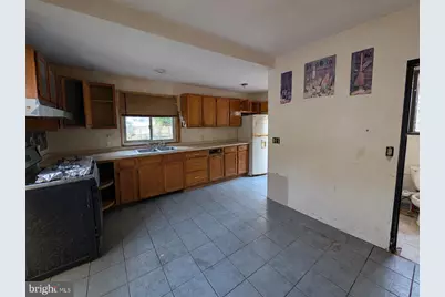 605 Fowler Avenue, Vineland, NJ 08360 - Photo 6