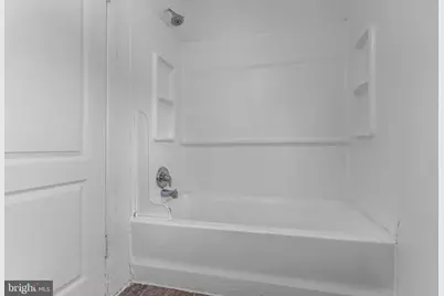 604 E Mulberry Street, Millville, NJ 08332 - Photo 32