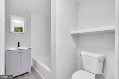 300 W Foundry Street, Millville, NJ 08332 - Photo 14