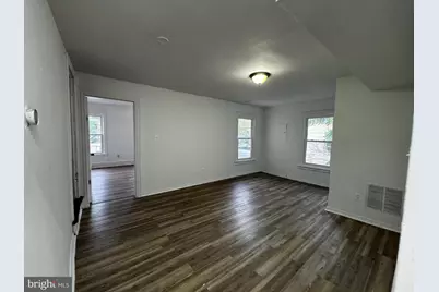 323 E Vine Street #B, Millville, NJ 08332 - Photo 8