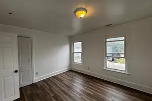 323 E Vine St, Millville, NJ 08332 - Photo 22