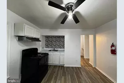 323 E Vine Street #B, Millville, NJ 08332 - Photo 4