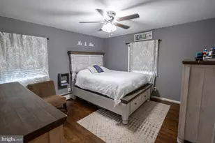 725 S Myrtle St, Vineland, NJ 08360 - Photo 12
