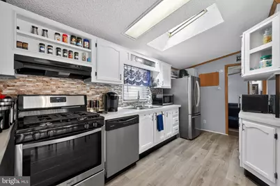 14 Eisenhower Boulevard, Millville, NJ 08332 - Photo 8
