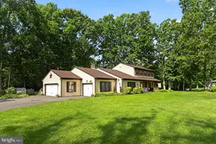 18 Hickory Dr, Bridgeton, NJ 08302 - Photo 2