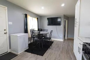 638 S 3rd St, Millville, NJ 08332 - Photo 10