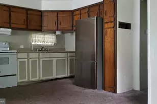 1616 Pennsylvania Ave, Vineland, NJ 08361 - Photo 8
