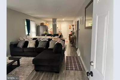 505 E Oak Street E, Millville, NJ 08332 - Photo 8