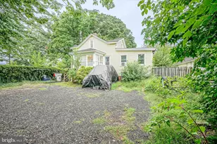 204 N 8th St, Vineland, NJ 08360 - Photo 2