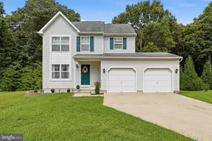 24 Churchill Dr, Millville, NJ 08332 - Photo 1