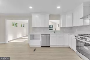 1869 Monarch Ln, Vineland, NJ 08361 - Photo 12