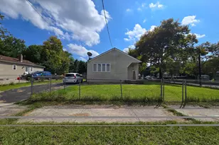 301 W Plum St, Vineland, NJ 08360 - Photo 2