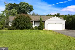 2075 Venezia Ave, Vineland, NJ 08361 - Photo 10