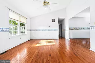 2075 Venezia Ave, Vineland, NJ 08361 - Photo 4