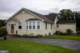 999 W Garden Rd, Vineland, NJ 08360 - Photo 1