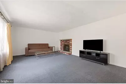 81 N Sharp Street, Millville, NJ 08332 - Photo 6
