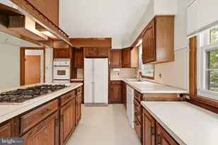 81 N Sharp St, Millville, NJ 08332 - Photo 12
