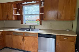4 E Finley Rd, Bridgeton, NJ 08302 - Photo 4