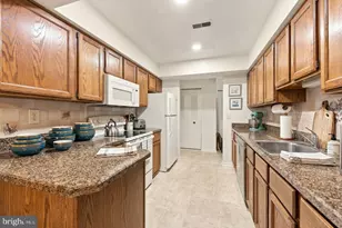 735 S Main Rd, Vineland, NJ 08360 - Photo 4
