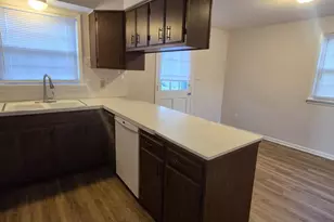 1020 Washington Ave, Vineland, NJ 08360 - Photo 4
