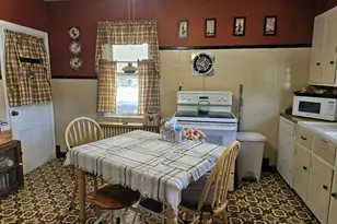 1128 W Park Ave, Vineland, NJ 08360 - Photo 6
