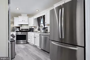 768 E Garden Rd, Vineland, NJ 08360 - Photo 1