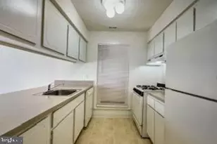 590 Lower Landing Rd, Gloucester Township, NJ 08012 - Photo 10