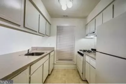 590 Lower Landing Rd, Gloucester Township, NJ 08012 - Photo 10