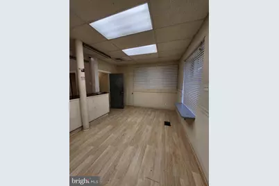 2979 Yorkship Square, Camden, NJ 08104 - Photo 4