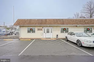 100 W Narberth Terrace, Collingswood, NJ 08108 - Photo 1