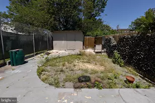 1137 Sycamore St, Camden, NJ 08103 - Photo 24